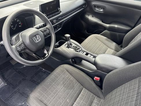 Used 2023 Honda HR-V LX image 4