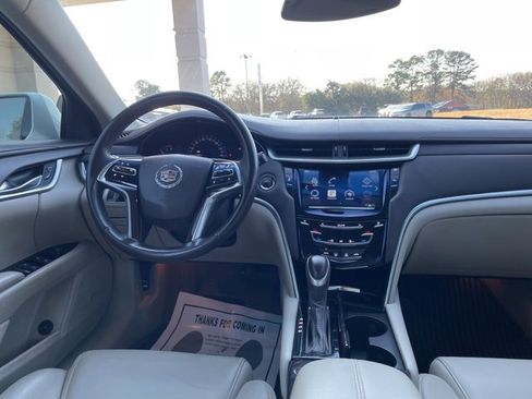 Used 2014 Cadillac XTS image 25