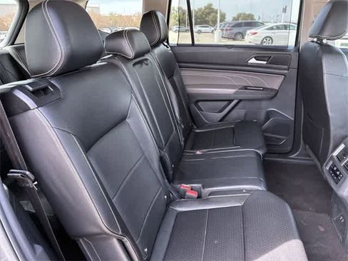 Used 2022 Volkswagen Atlas SE w/ Panoramic Sunroof Package image 22