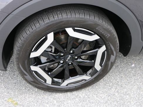 Used 2025 Kia Telluride S AWD/4WD image 14