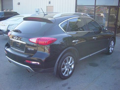 Used 2017 INFINITI QX50 AWD w/ Premium Package image 4