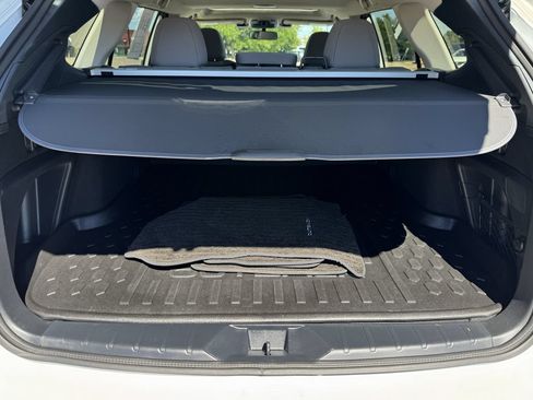 Used 2024 Subaru Outback Premium AWD/4WD image 11