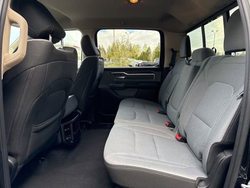 Used 2019 RAM 1500 Big Horn AWD/4WD image 18