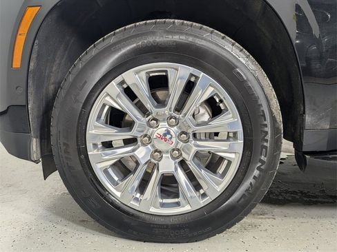 Used 2025 GMC Yukon Denali image 9