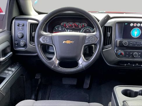 Used 2019 Chevrolet Silverado 1500 LT w/ Texas Edition AWD/4WD image 7