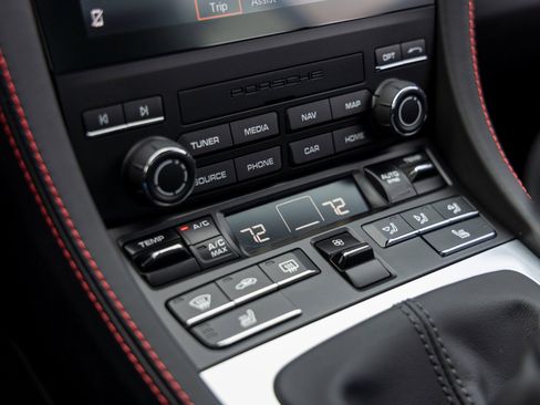 Certified 2025 Porsche 718 Cayman GT4 image 40