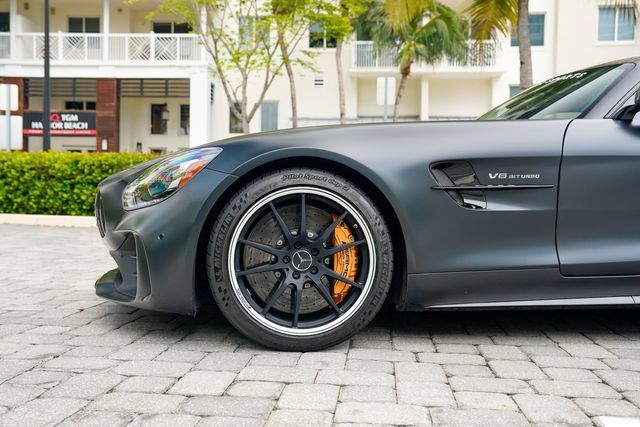 Used 2018 Mercedes-Benz AMG GT R image 13
