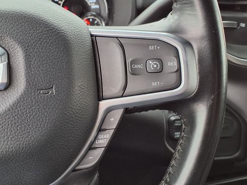 Used 2024 RAM 2500 Big Horn AWD/4WD image 23