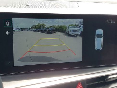 Used 2024 Kia Sorento S w/ Panoramic Sunroof Package FWD image 25