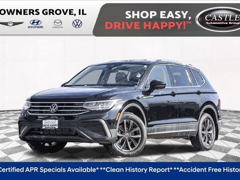 Certified 2024 Volkswagen Tiguan SE image 1