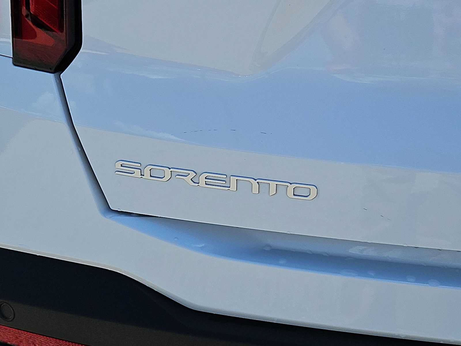 Certified 2025 Kia Sorento S FWD image 13