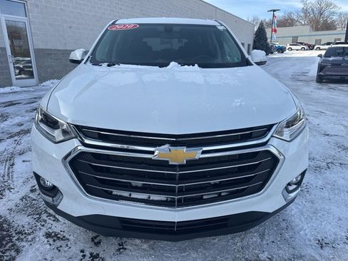 Used 2020 Chevrolet Traverse LT image 8