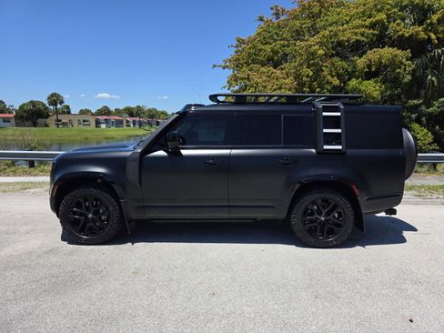 Certified 2024 Land Rover Defender 130 Outbound AWD/4WD image 7