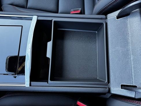 New 2026 Chevrolet Traverse RS image 19