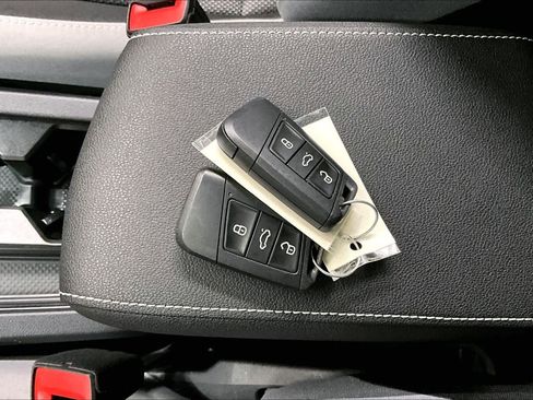 Used 2024 Volkswagen Taos S image 14