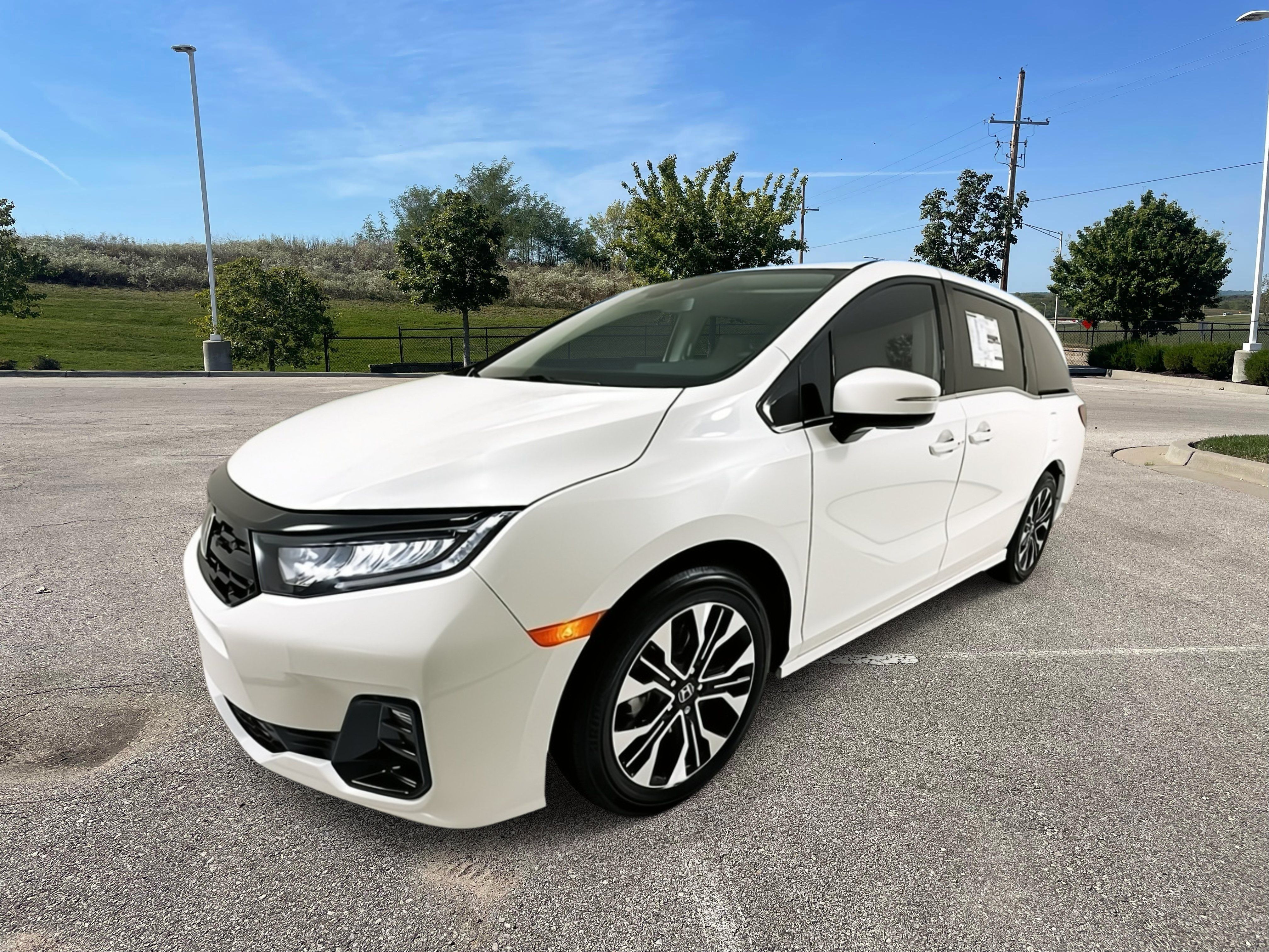 New 2027 Honda Odyssey Elite image 1