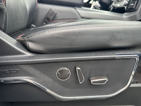 Used 2022 Ford F150 Lariat w/ Equipment Group 502A High image 16