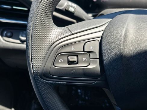New 2026 Buick Envista Preferred FWD image 17