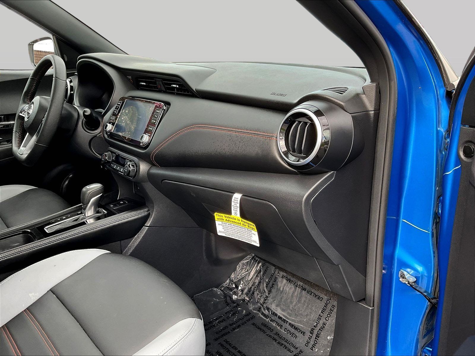Certified 2024 Nissan Kicks SR w/ SR Premium Package FWD image 29