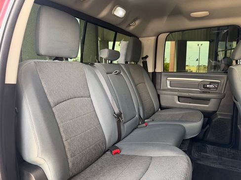 Used 2017 RAM 2500 SLT w/ Luxury Group AWD/4WD image 23