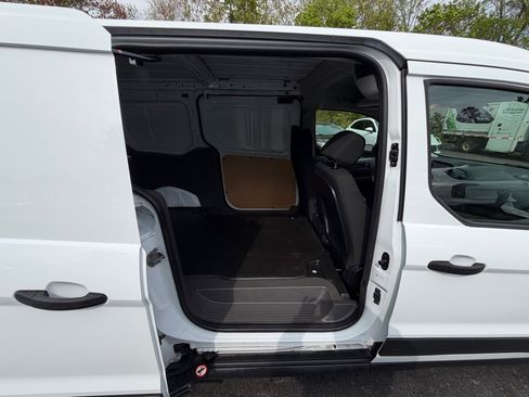 Used 2023 Ford Transit Connect XL FWD image 8