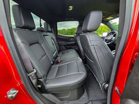 New 2026 GMC Canyon Elevation w/ Convenience Package image 35