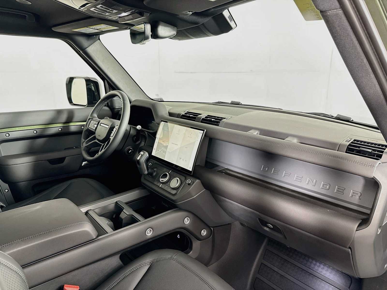 New 2026 Land Rover Defender 110 S AWD/4WD image 27