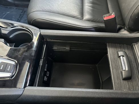 Used 2022 Honda Pilot Touring image 34