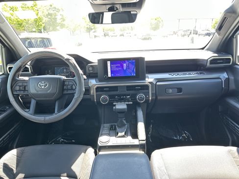 Used 2025 Toyota Tacoma SR5 RWD image 29