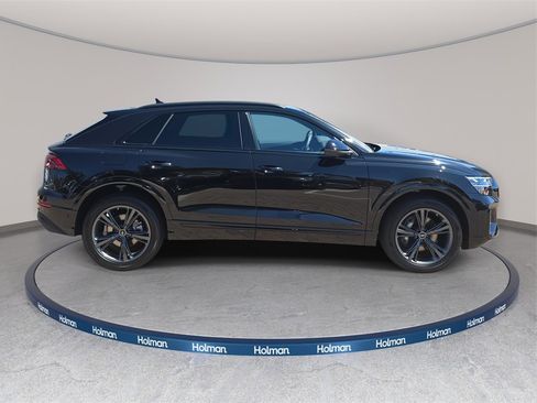New 2026 Audi Q8 Premium image 2