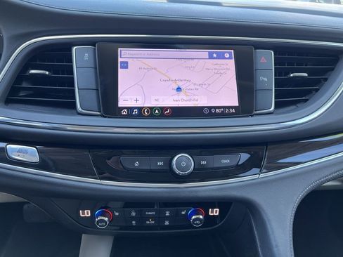 Used 2020 Buick Enclave Essence w/ Sound and Sites Package image 16