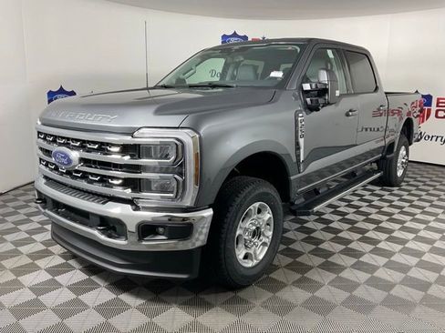 New 2026 Ford F250 XLT w/ XLT Premium Package image 7
