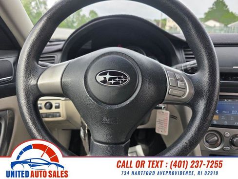 Used 2009 Subaru Outback 2.5i Special Edition AWD/4WD image 17