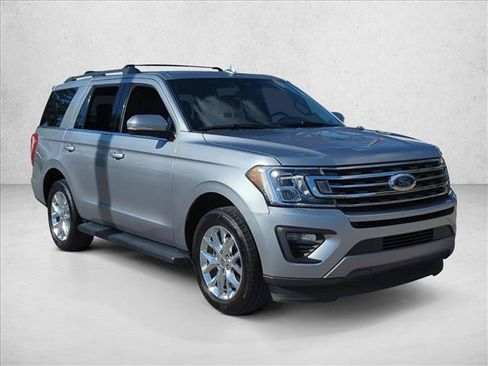 Used 2020 Ford Expedition XLT w/ Equipment Group 201A image 3