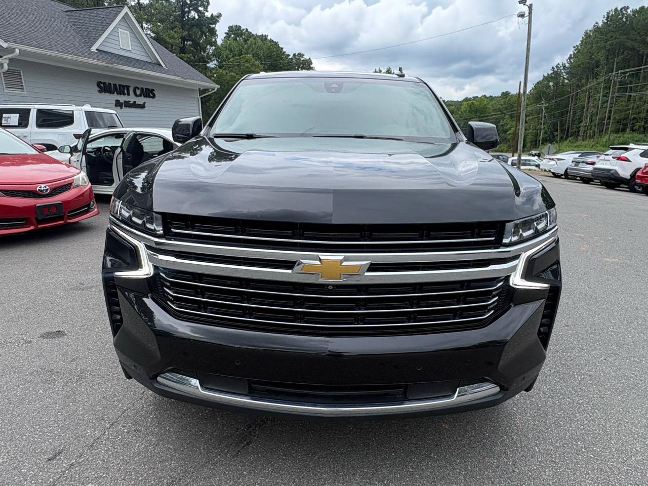 Used 2021 Chevrolet Tahoe LT w/ LT Signature Package RWD image 8
