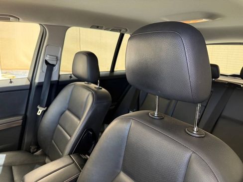 Used 2015 Mercedes-Benz GLK 350 2WD image 14
