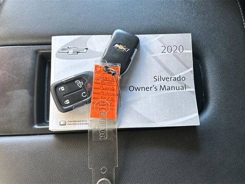Used 2020 Chevrolet Silverado 1500 LT w/ All-Star Edition image 31