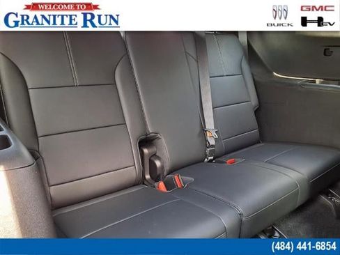 New 2025 GMC Acadia Elevation w/ Elevation Premium Package image 8