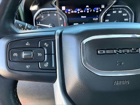 Used 2022 GMC Sierra 1500 Denali w/ Denali Reserve Package AWD/4WD image 23