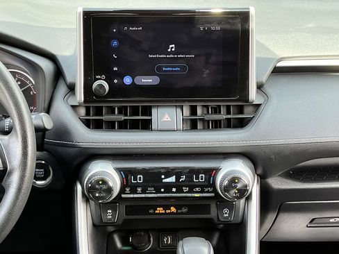 Used 2024 Toyota RAV4 XLE FWD image 15