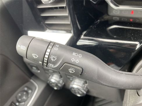 New 2026 GMC Sierra 1500 Elevation image 17