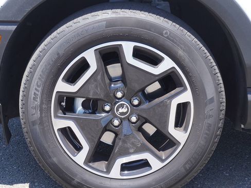 Used 2022 Ford Bronco Sport Outer Banks w/ Tech Package AWD/4WD image 4