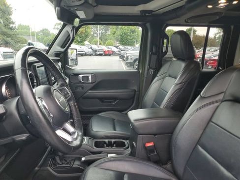 Used 2021 Jeep Wrangler Unlimited Sahara AWD/4WD image 17