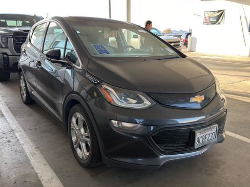Used 2017 Chevrolet Bolt LT image 2