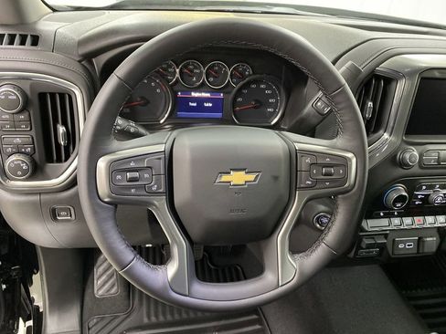 Used 2021 Chevrolet Silverado 1500 LT w/ Diesel Off-Road Package AWD/4WD image 14