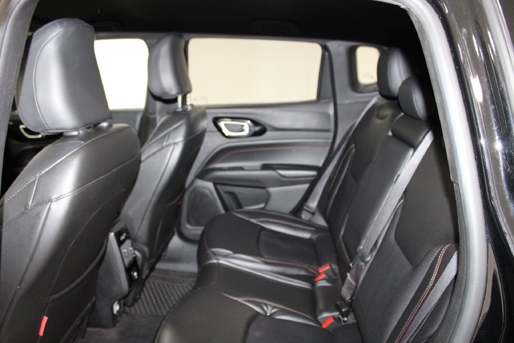 Used 2024 Jeep Compass Trailhawk AWD/4WD image 20