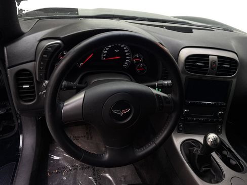 Used 2007 Chevrolet Corvette Z06 w/ Preferred Equipment Group RWD image 43