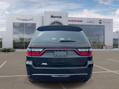 Used 2023 Dodge Durango R/T AWD/4WD image 4