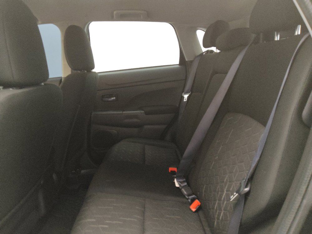 Used 2025 Mitsubishi Outlander Sport AWD image 18