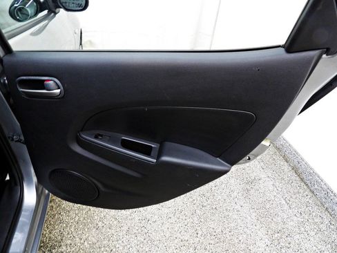 Used 2013 MAZDA MAZDA2 Sport FWD image 12